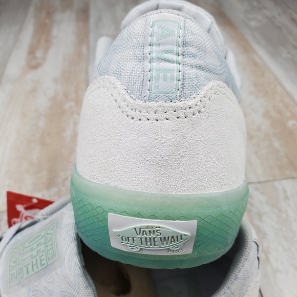 Vans AVE Pro Beatrice Domond Bonejade - Picture 8 of 13